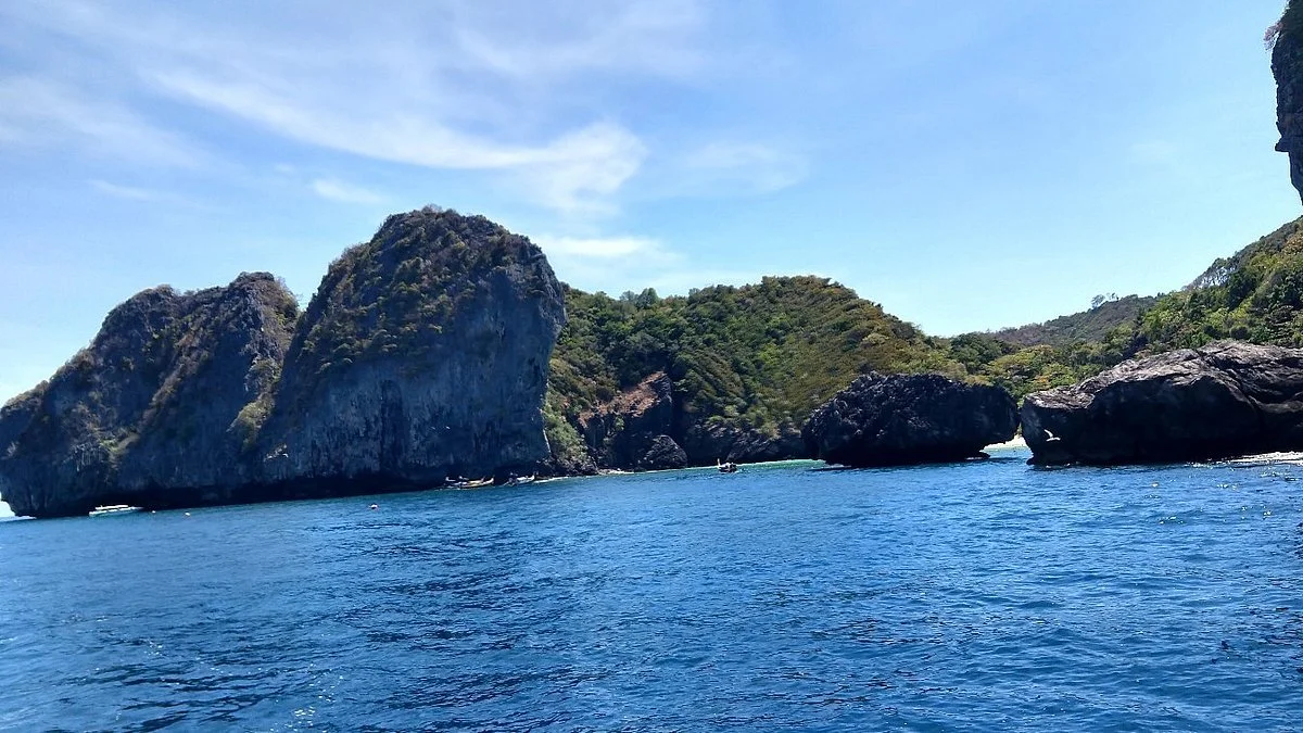 Nui Beach