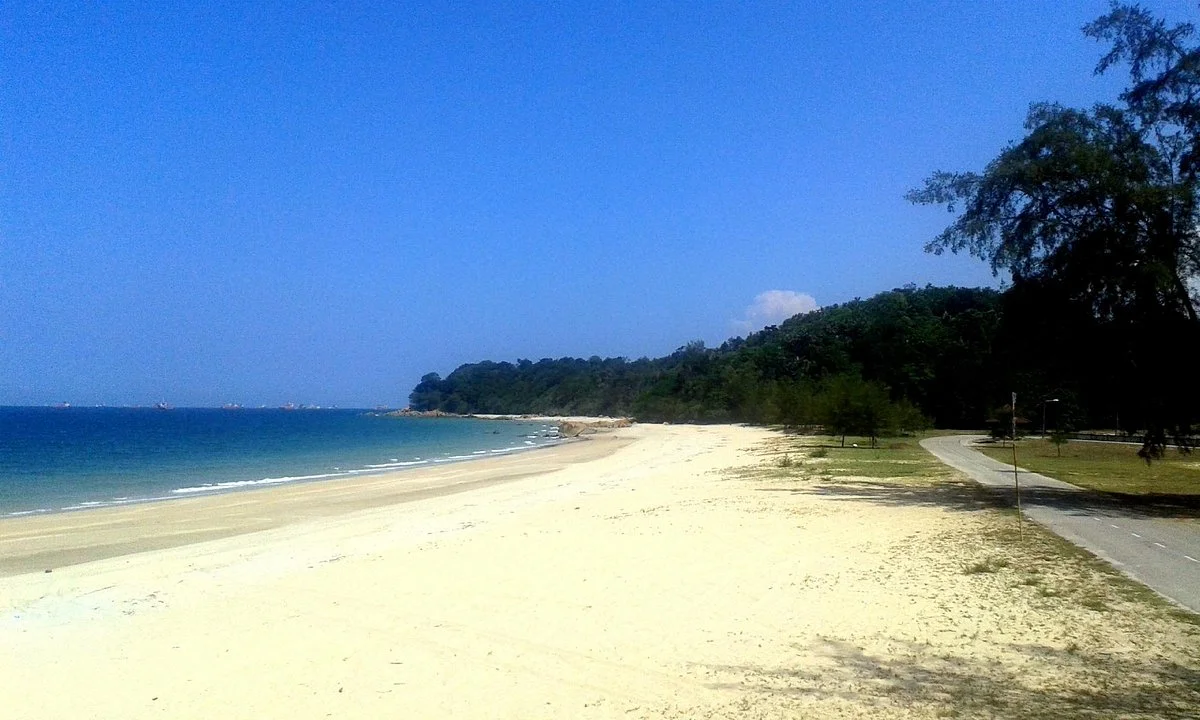 Teluk Kalong Beach