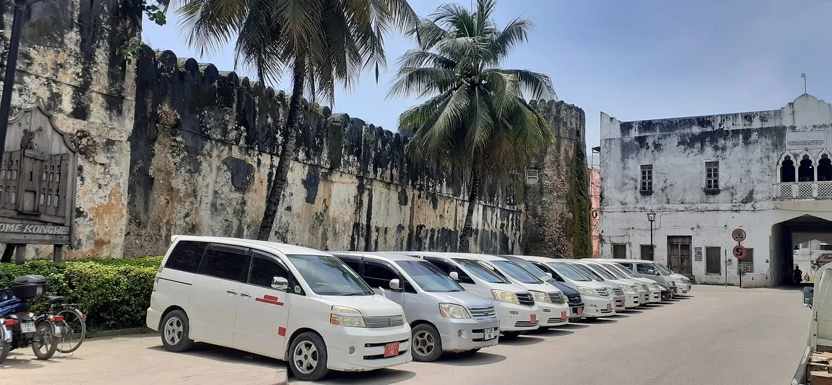 Amaze Taxi Services & Tours