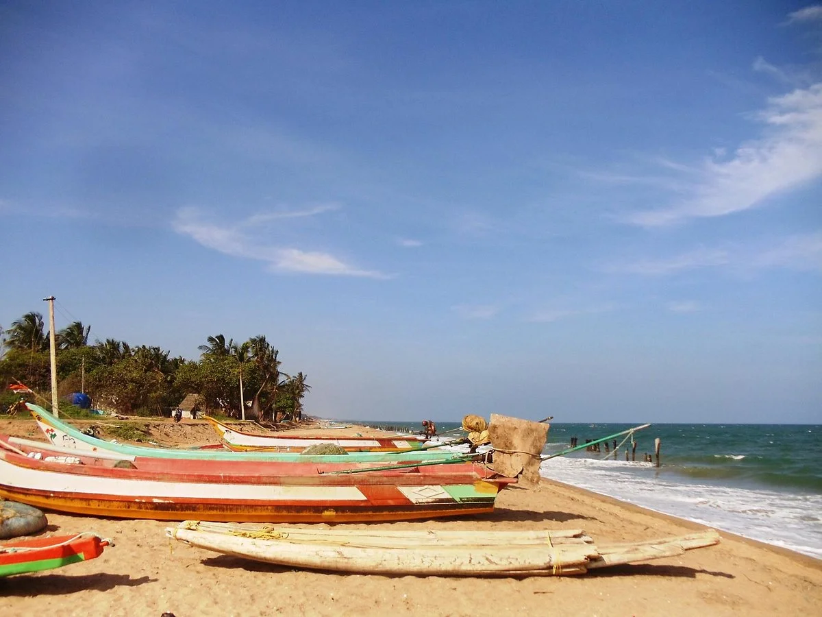 Auro Beach