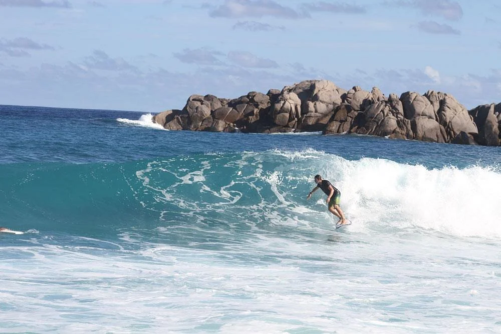 SURF HOUSE Seychelles