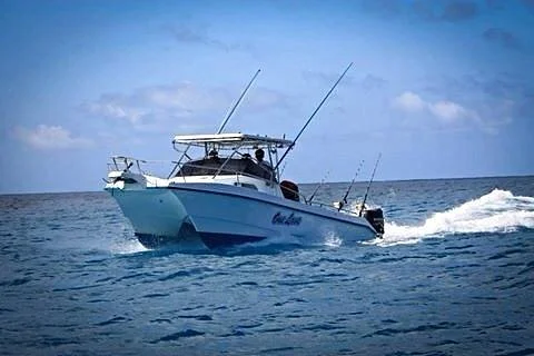 One Love Boat Charter Seychelles