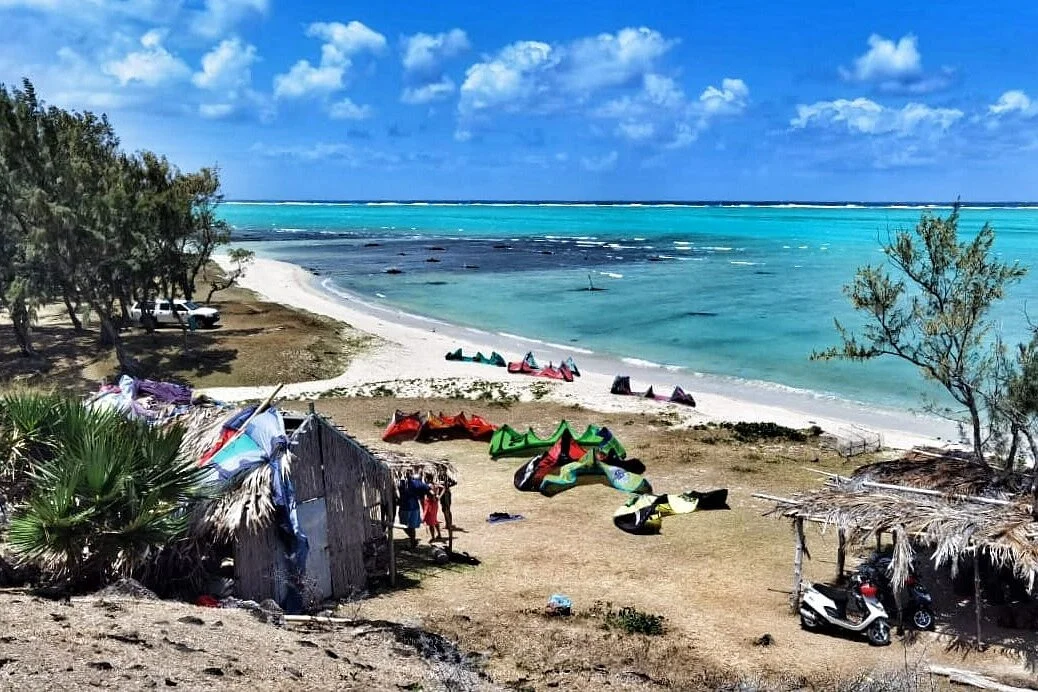 ECOLE DOUF KITE RODRIGUES