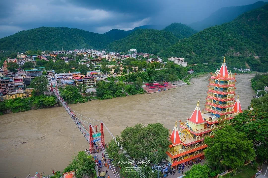 Lakshman Jhula Bridge