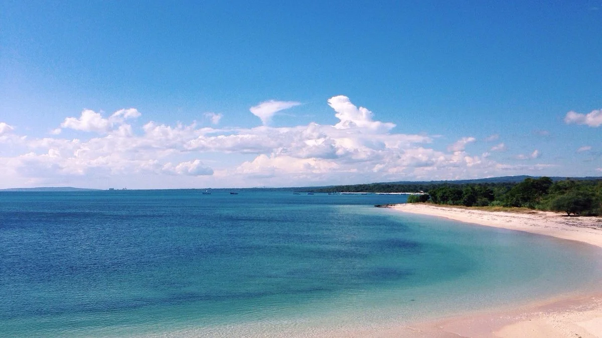 Tablolong Beach