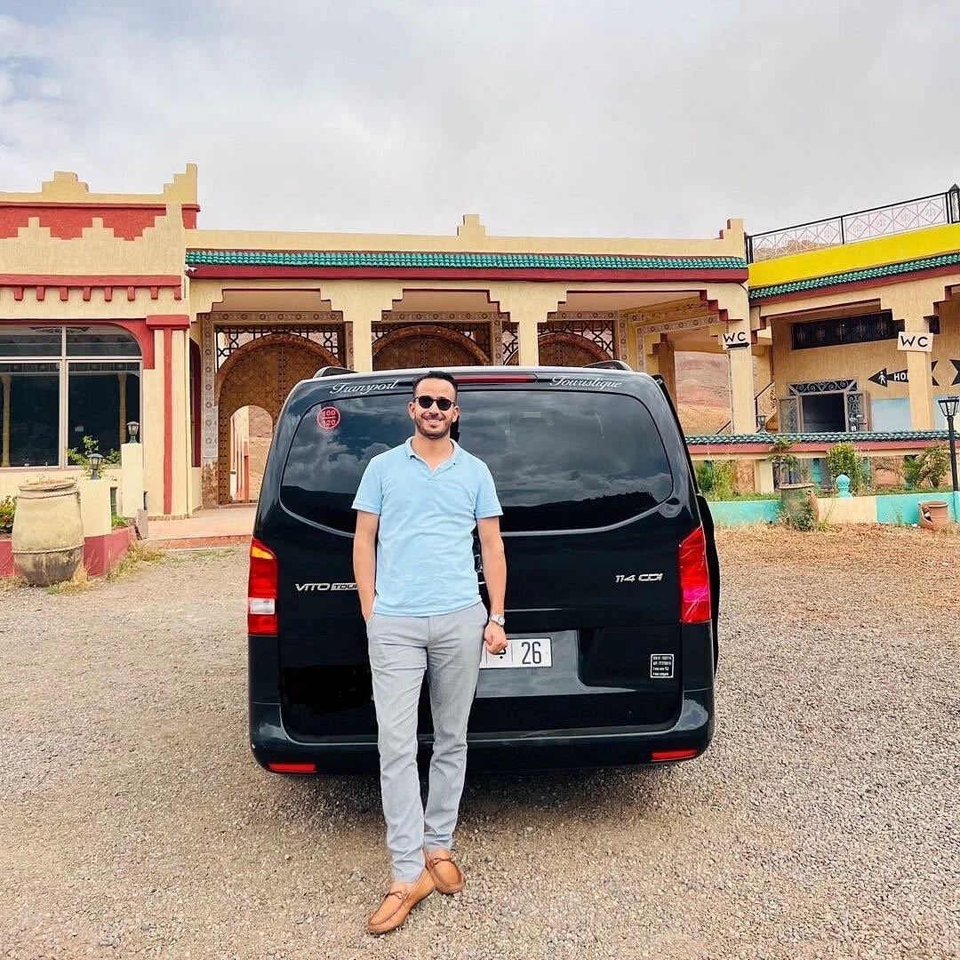 ACHRAF YOUBI Driver Tour Guide