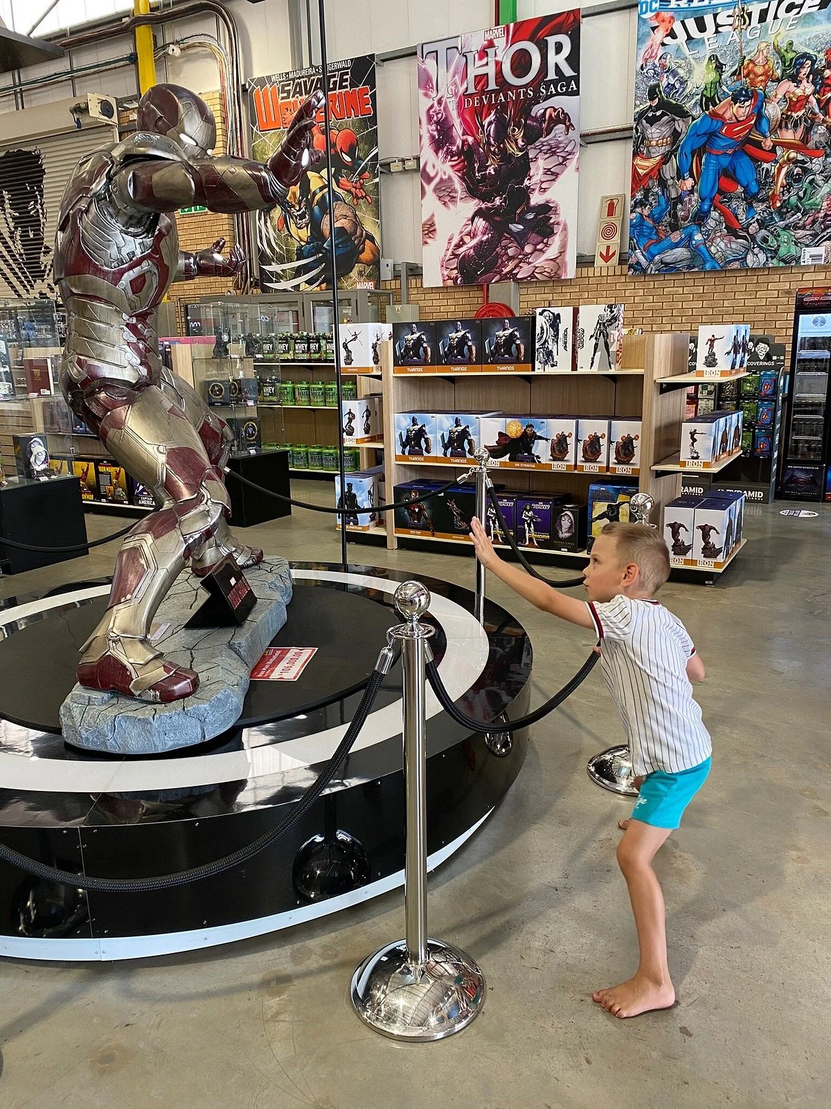 Comic Warehouse