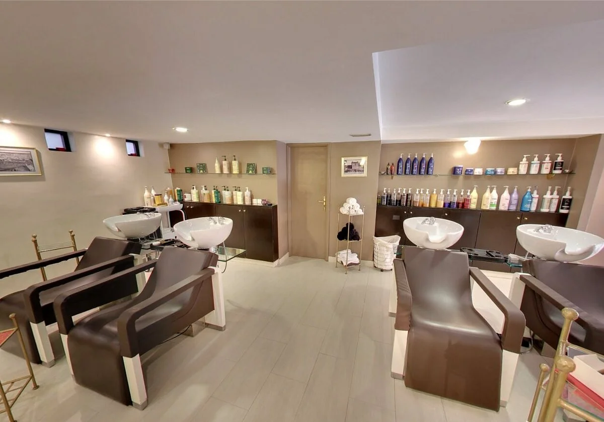 Chris Hair & Beauty Salon
