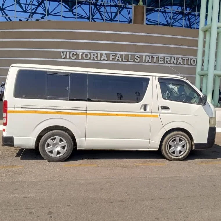C M Taxis Tours & Safaris