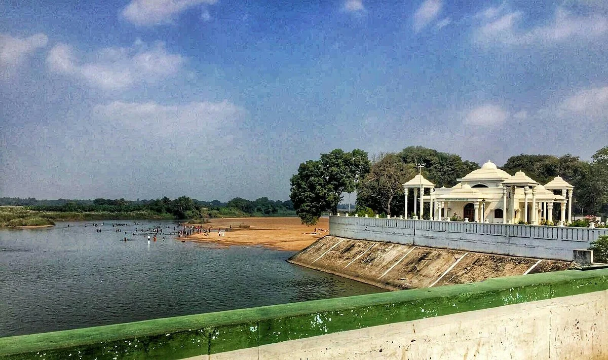 Kallanai Dam