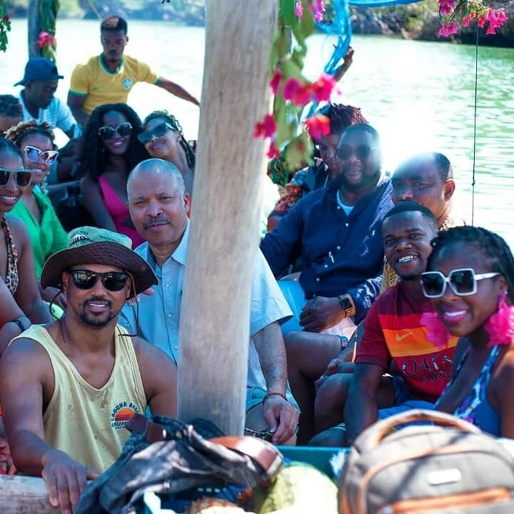 Abdi smart tour guide