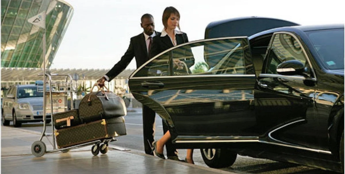 Xenon Transfers and Tours