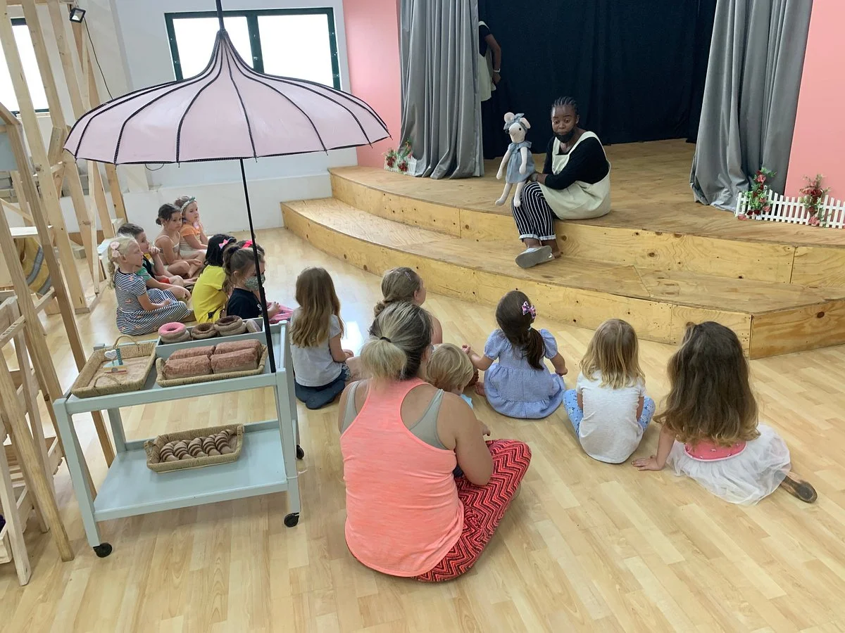 Le Petite Playhouse