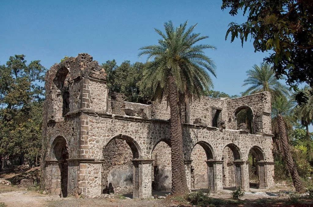 Bassein Fort