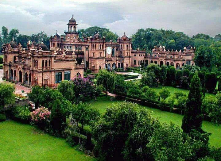 Islamia College