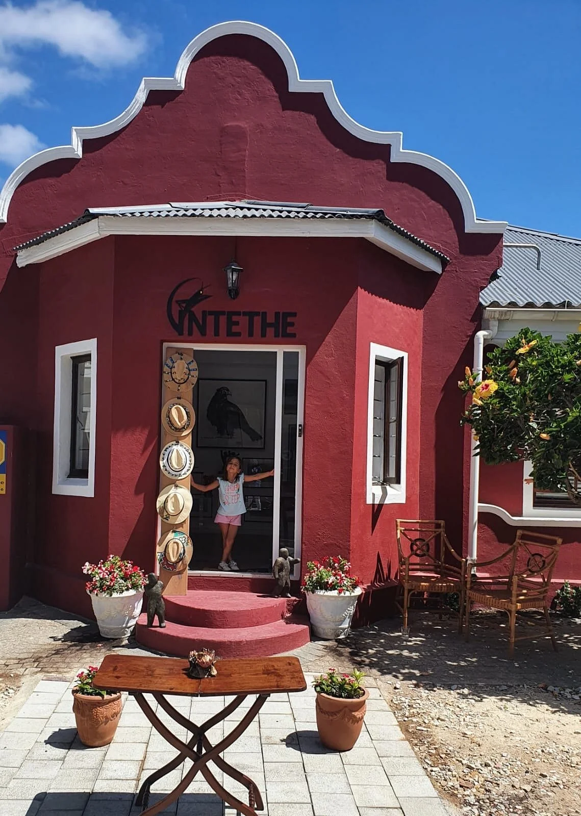 Intethe