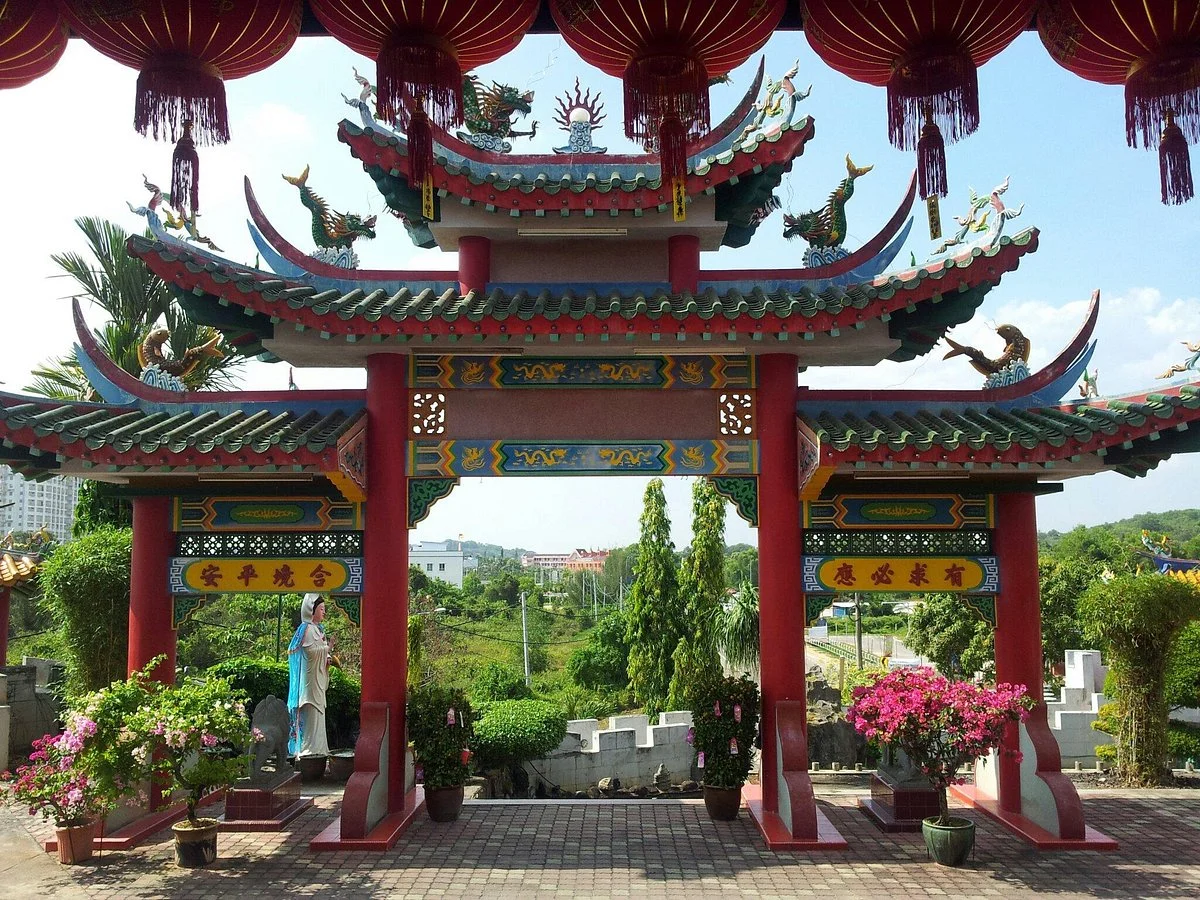 Wan Loong Chinese Temple