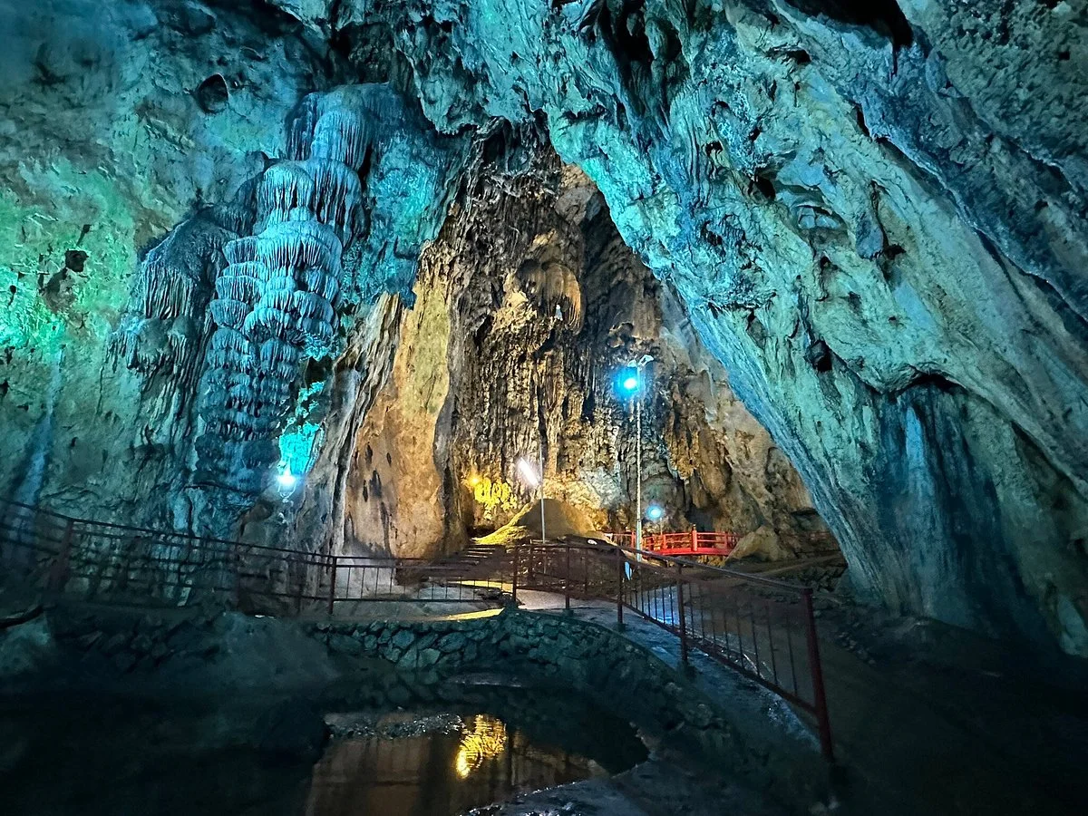 Bicchu Kanachiana Cave