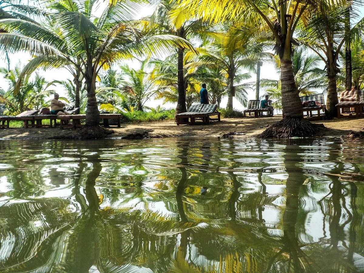 Paliem Sweet Water Lake