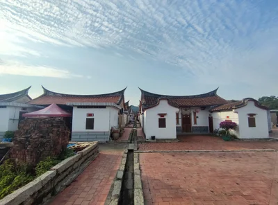 Longhai District - Photo 2