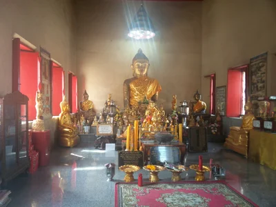 Nakhon Pathom - Photo 4