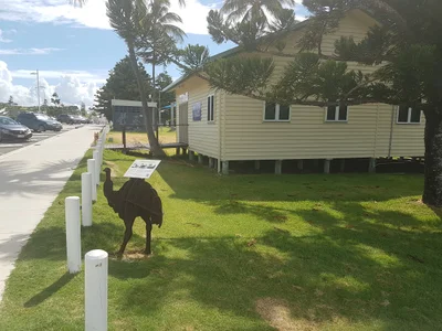 Emu Park - Photo 2