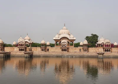 Govardhan - Photo 3