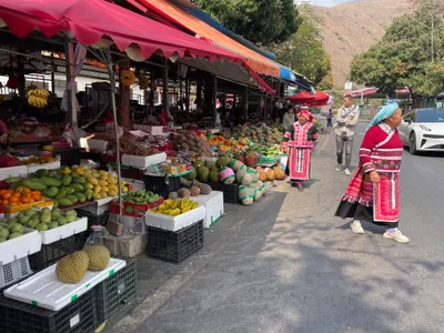 Gejiu City - Photo 2