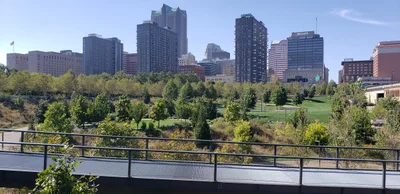 St. Louis - Photo 3