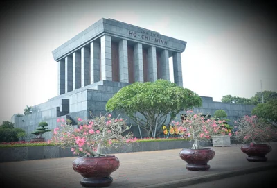 Hanoi - Photo 3