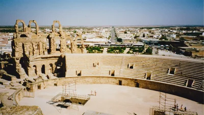 El Jem - Photo 3
