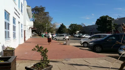 Makhanda - Photo 2