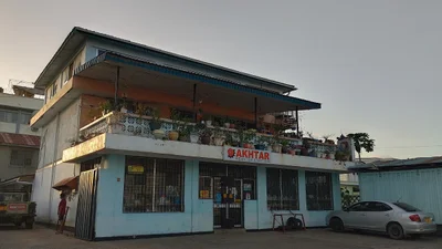Tanga - Photo 5