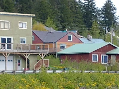 Hoonah - Photo 2