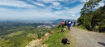 La Estrella - Photo 2