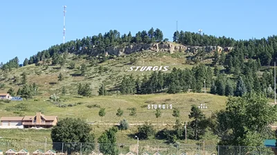 Sturgis - Photo 2