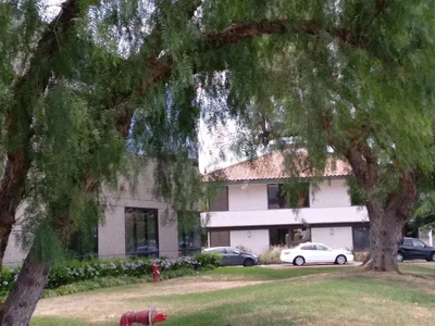 Calabasas - Photo 4
