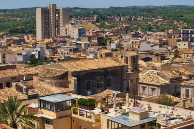 Noto - Photo 2