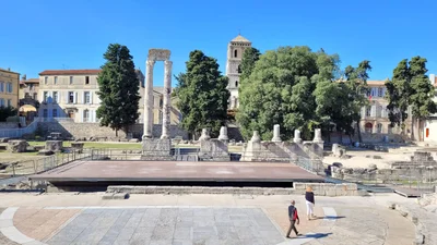 Arles - Photo 2