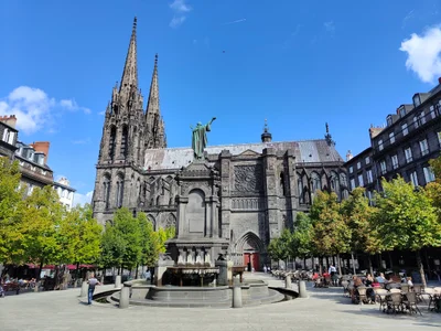 Clermont-Ferrand - Photo 2
