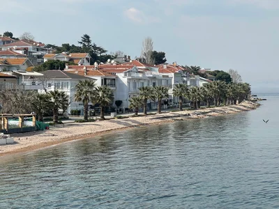 Prince Islands - Photo 3