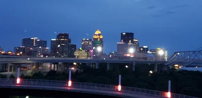 Louisville - Photo 4