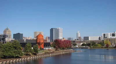 Milwaukee - Photo 4