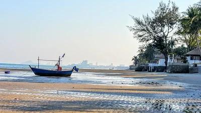 Prachuap Khiri Khan - Photo 2