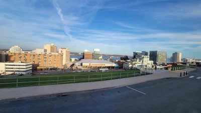 Halifax - Photo 3