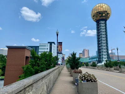 Knoxville - Photo 2