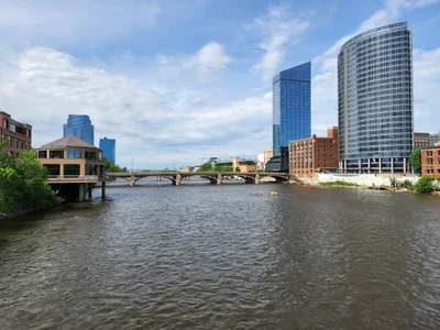 Grand Rapids - Photo 5