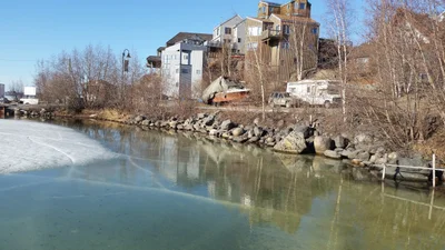 Yellowknife - Photo 3