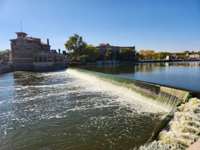 St. Charles - Photo 3