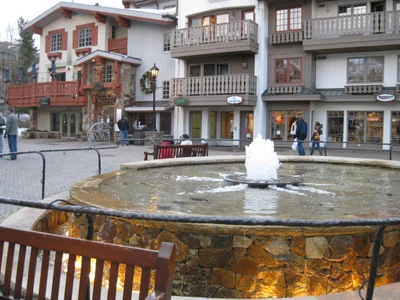 Vail - Photo 3